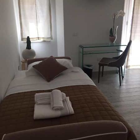 Bed and Breakfast Sikule Санта-Тереза-ди-Рива Экстерьер фото